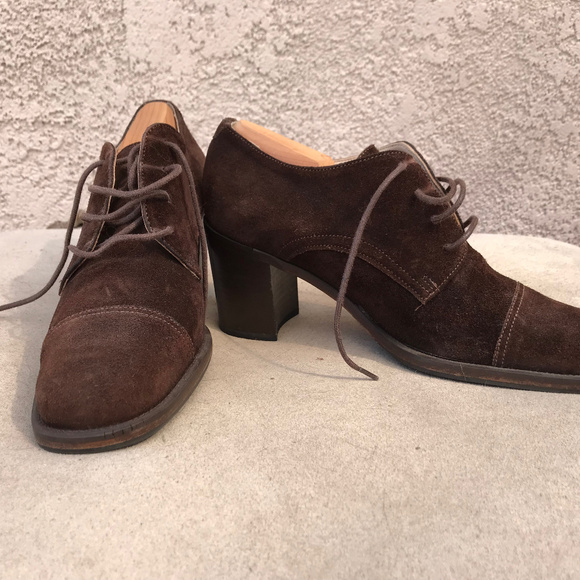 RARE: Vintage Joan Helpern suede stacked heels - Picture 5 of 8